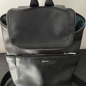 Matt&Nat Brave backback in black vegan leather. Excellent condition.